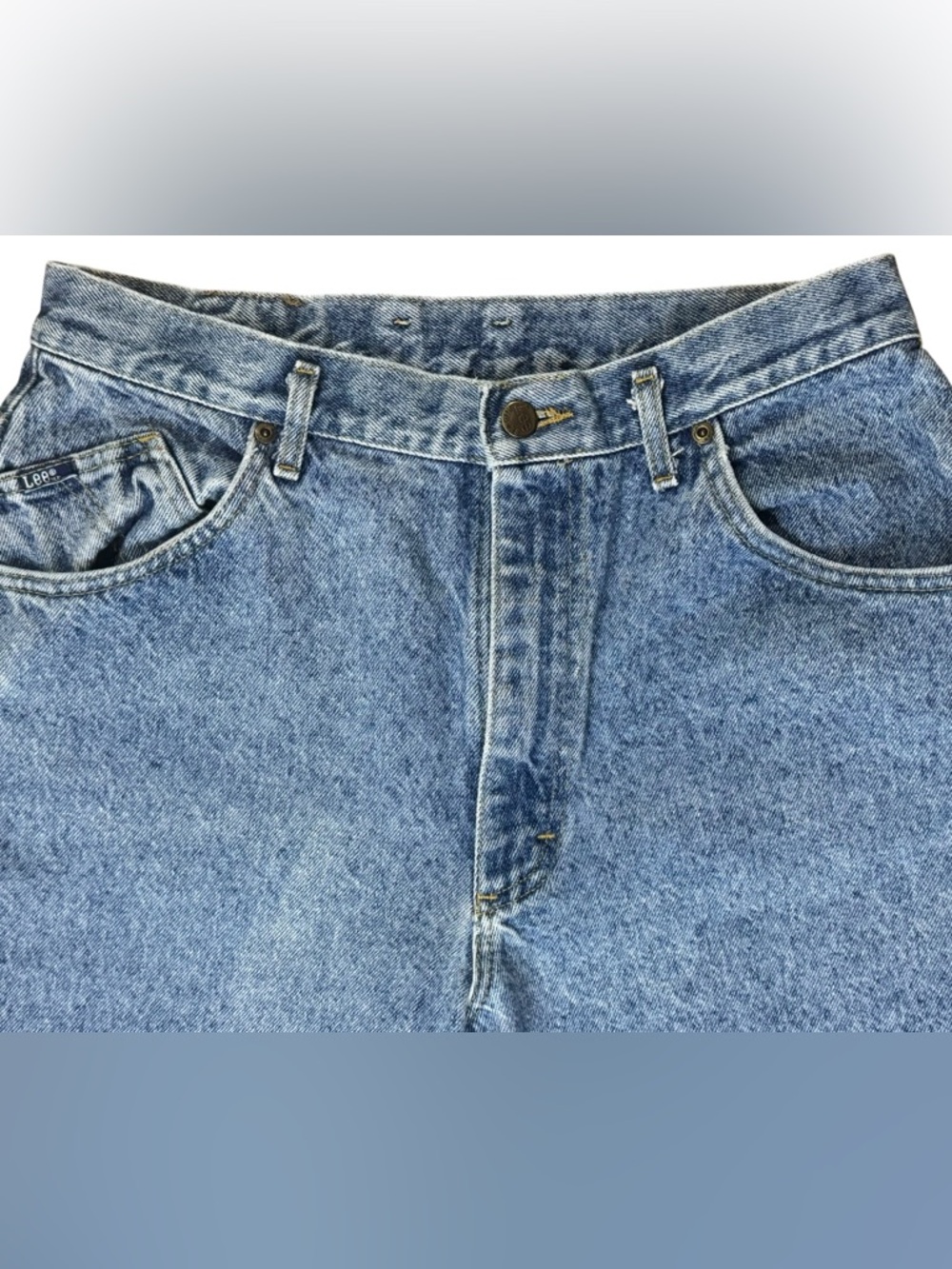 Vintage 80's 90's Lee Women’s High-Rise Mom Jeans, Medium Wash, Size 15 (30x27) - Picture 3 of 11